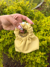 Load image into Gallery viewer, Pretty Pearl Mini Bag
